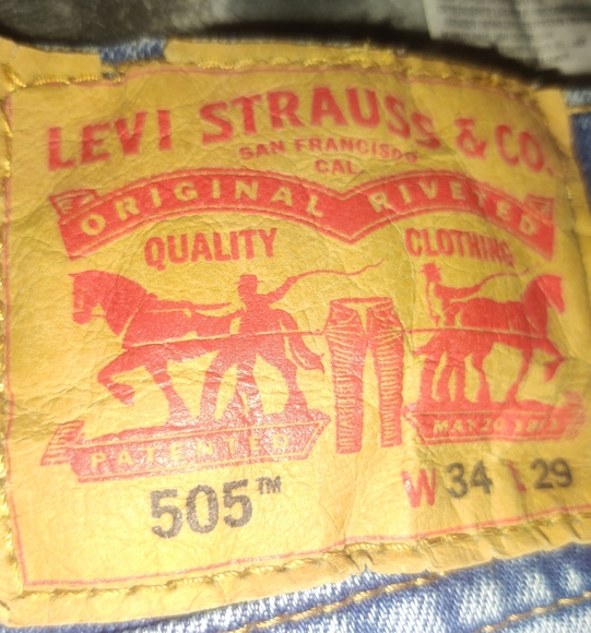 Levi's 505's (34/29) - Picture 2 of 5